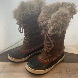 Sorel Joan of Arctic,Jjoan of Arc brown winter, snow boots Size 8